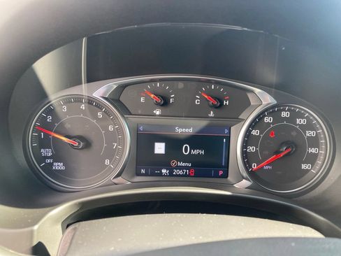 Certified 2023 GMC Terrain SLT w/ Infotainment Package II AWD/4WD image 33