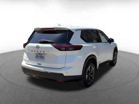 Used 2025 Nissan Rogue SV FWD image 14