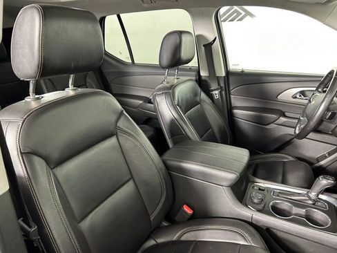 Used 2018 Chevrolet Traverse LT AWD/4WD image 14