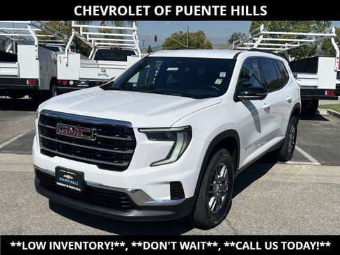 Used 2025 GMC Acadia Elevation FWD image 1