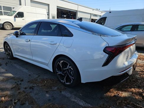 Used 2025 Kia K5 GT-Line w/ GT-Line Premium Package image 10