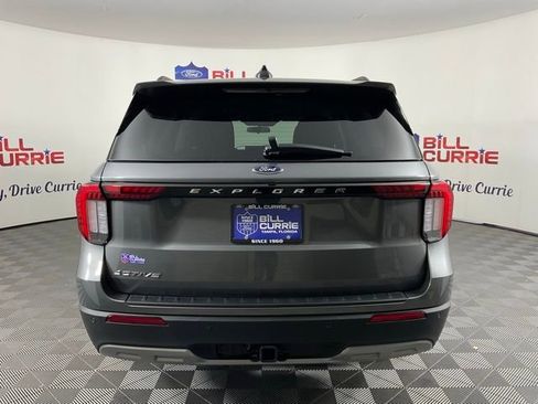 New 2025 Ford Explorer Active w/ Active Comfort Package image 4