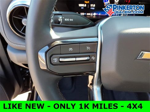 Used 2024 Chevrolet Colorado LT w/ LT Convenience Package image 19
