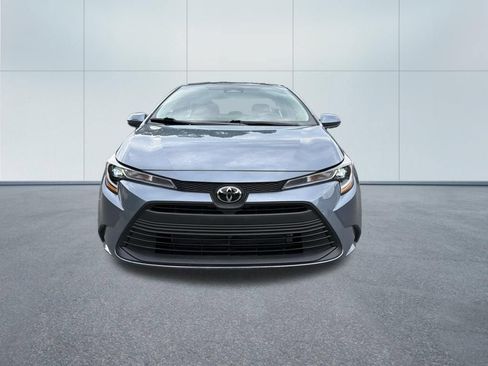 Used 2026 Toyota Corolla LE w/ LE Premium Package FWD image 3