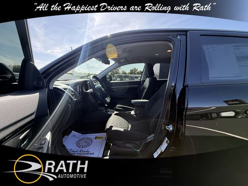 New 2026 Mitsubishi Outlander Sport LE image 12