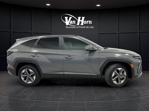 Used 2025 Hyundai Tucson SEL AWD/4WD image 8
