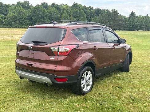 Used 2018 Ford Escape SE w/ SE Sync 3 Package FWD image 6