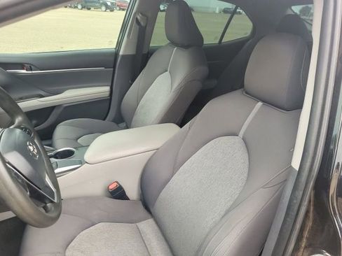Used 2021 Toyota Camry LE FWD image 21