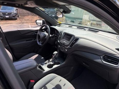 Used 2023 Chevrolet Equinox RS AWD/4WD image 13