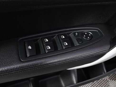 Used 2016 BMW M235i xDrive Convertible AWD/4WD image 29