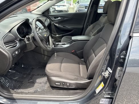 Used 2021 Chevrolet Malibu LT FWD image 24