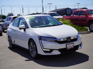 Used 2019 Honda Clarity Plug-In Hybrid video 1