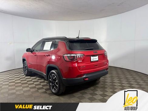 Used 2020 Jeep Compass Trailhawk AWD/4WD image 4