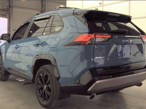 Used 2024 Toyota RAV4 SE AWD/4WD image 4