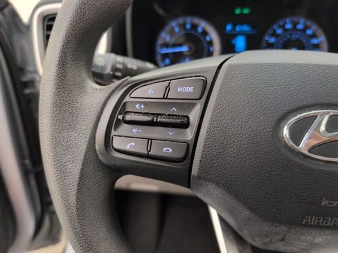 Used 2020 Hyundai Venue SEL FWD image 34