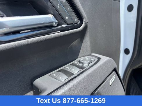 Used 2025 GMC Sierra 2500 AT4 AWD/4WD image 17
