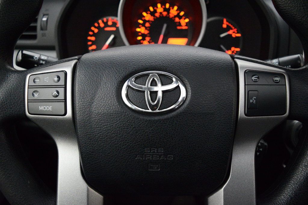 Used 2013 Toyota 4Runner SR5 w/ Convenience Pkg AWD/4WD image 26