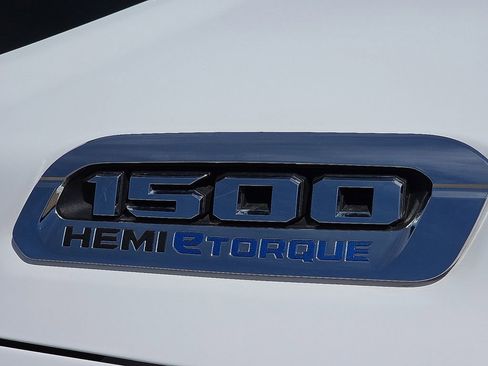 Used 2023 RAM 1500 Big Horn image 11