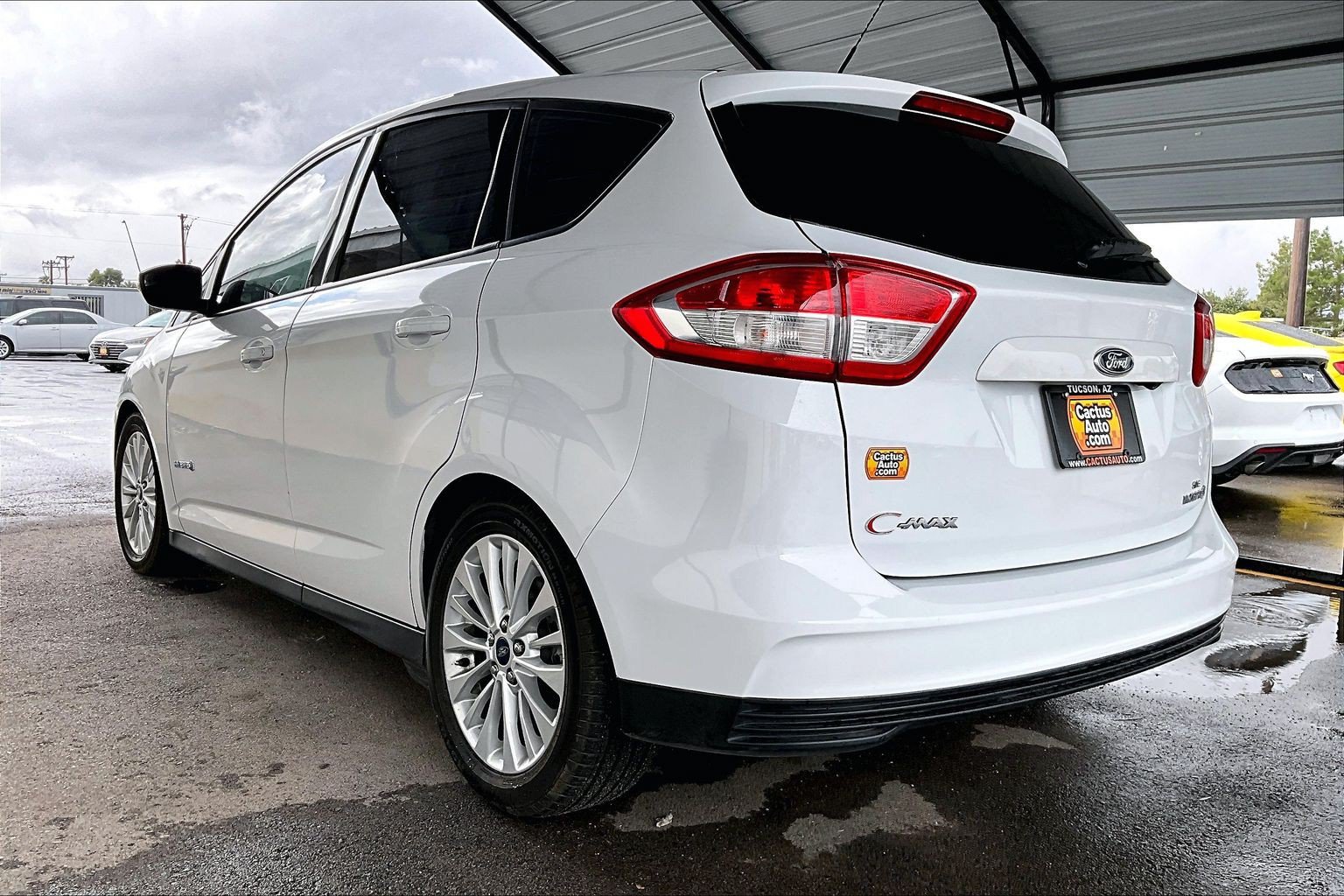 Used 2018 Ford C-MAX SE w/ Equipment Group 202A FWD image 3