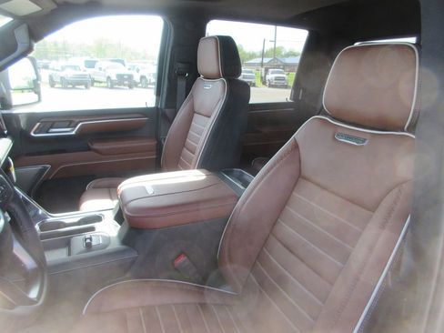 New 2026 GMC Sierra 2500 Denali Ultimate image 13