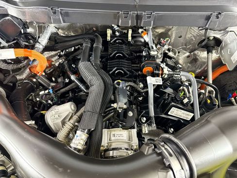 Used 2025 Ford F150 Platinum w/ Equipment Group 702A High AWD/4WD image 28