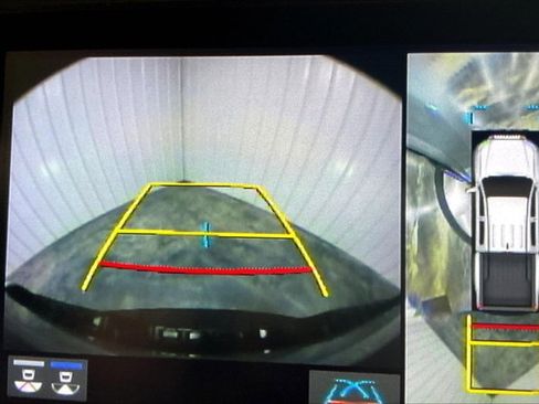 Certified 2021 Toyota Tacoma Limited image 21