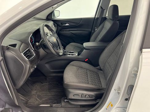 Used 2024 Chevrolet Equinox LT w/ LPO, Floor Liner Package AWD/4WD image 18