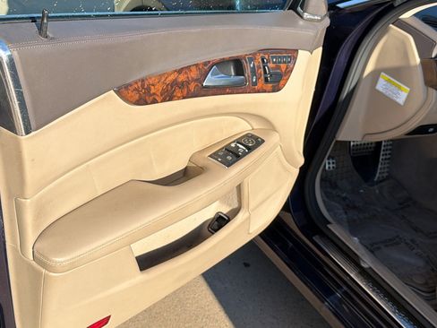 Used 2013 Mercedes-Benz CLS 550 w/ Premium I Pkg image 14