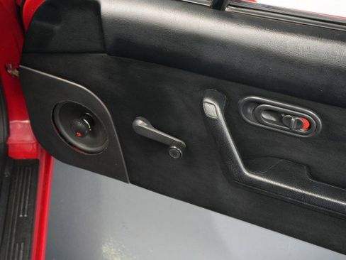 Used 1990 MAZDA MX-5 Miata RWD image 54