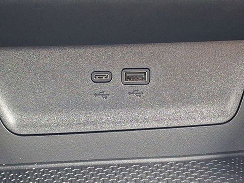 New 2026 Chevrolet Equinox ACTIV w/ Convenience Package III image 42