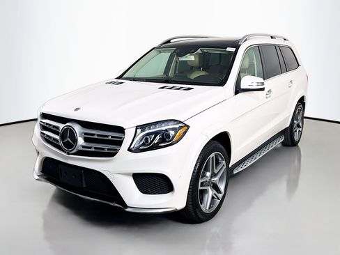 Used 2018 Mercedes-Benz GLS 550 4MATIC w/ Driver Assistance Package image 4