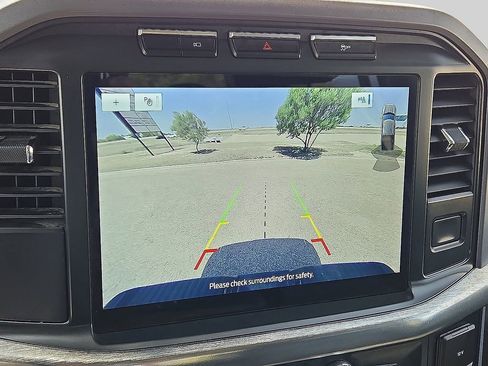 Used 2022 Ford F150 Lariat AWD/4WD image 26