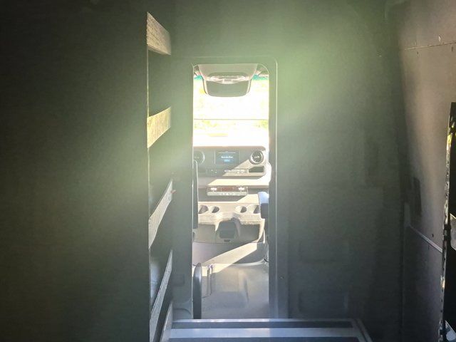 Used 2022 Mercedes-Benz Sprinter 3500 image 25