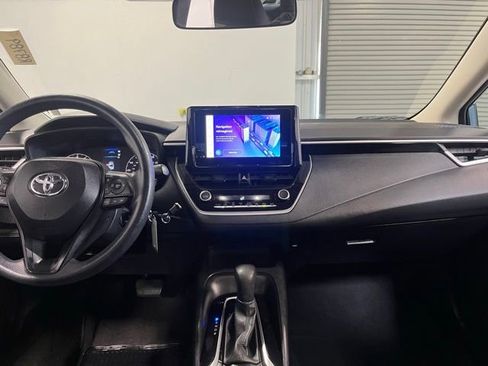 Used 2024 Toyota Corolla LE FWD image 19