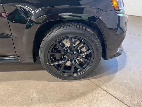 Used 2018 Jeep Grand Cherokee Trackhawk image 44