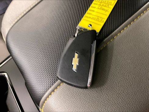 Used 2026 Chevrolet Silverado 2500 ZR2 AWD/4WD image 10