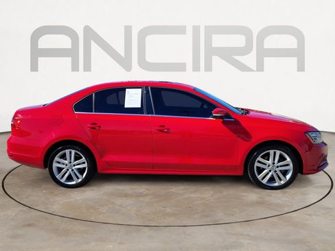 Used 2015 Volkswagen Jetta TDI SEL image 14