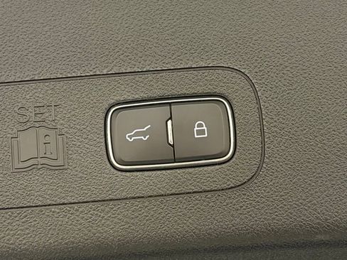 Used 2023 Lincoln Aviator Reserve w/ Equipment Group 201A image 21