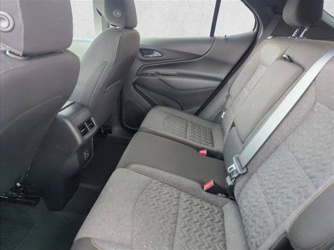 Used 2022 Chevrolet Equinox LT FWD image 12
