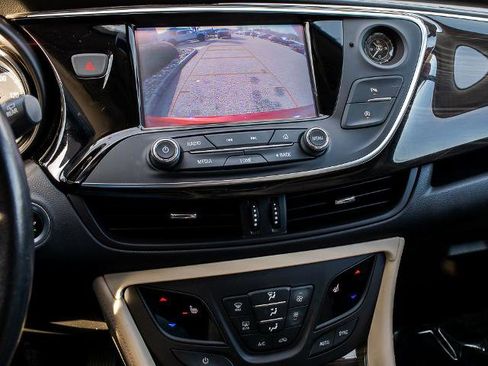 Used 2019 Buick Envision Essence image 19