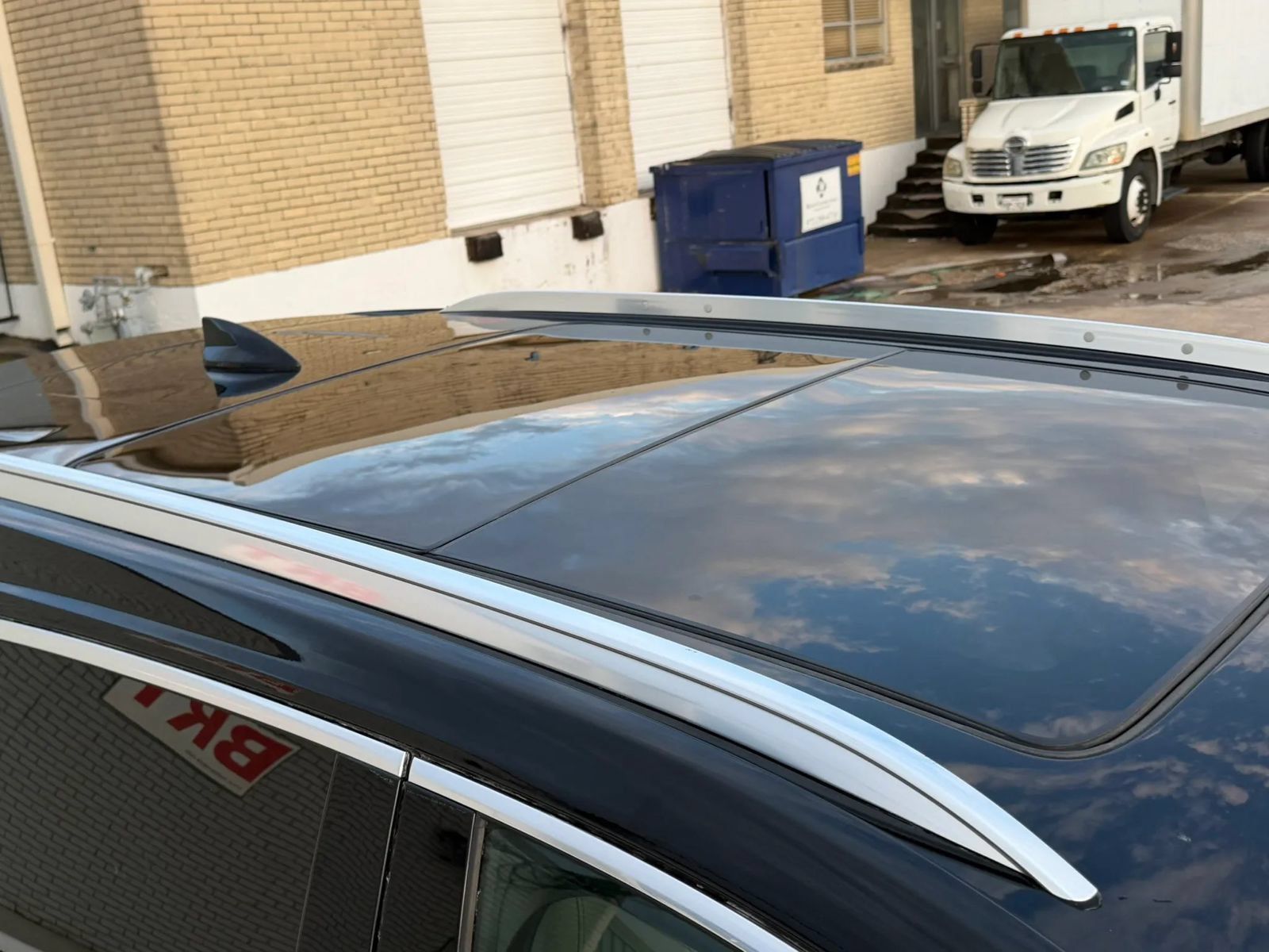 Used 2023 Cadillac XT4 Luxury w/ Cold Weather Package FWD image 43