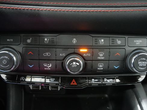 Used 2024 Dodge Durango GT AWD/4WD image 20
