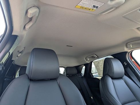 New 2026 MAZDA CX-30 AWD 2.5 S w/ Select Sport Pkg image 19