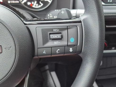 Certified 2023 Nissan Rogue SV AWD/4WD image 16