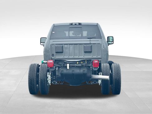 New 2026 RAM 4500 Tradesman AWD/4WD image 6