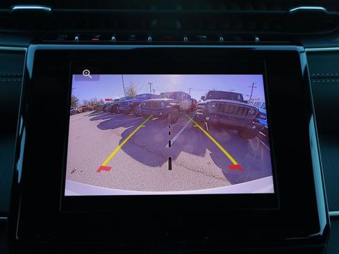 New 2025 Jeep Grand Cherokee Laredo X image 17