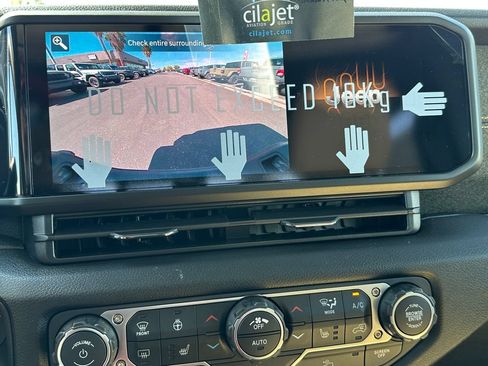 New 2026 Jeep Gladiator Willys AWD/4WD image 30