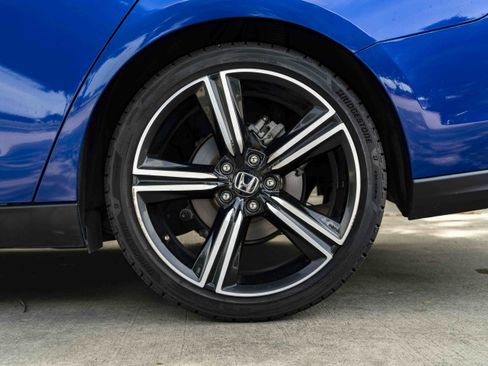 Used 2024 Honda Accord Sport image 15