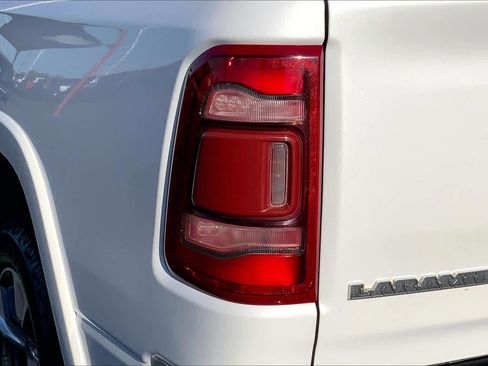 Used 2022 RAM 1500 Laramie AWD/4WD image 29