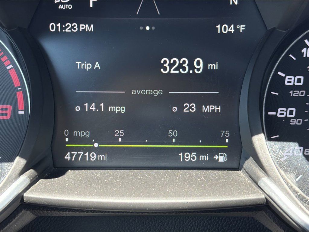Used 2017 Alfa Romeo Giulia Quadrifoglio RWD image 13